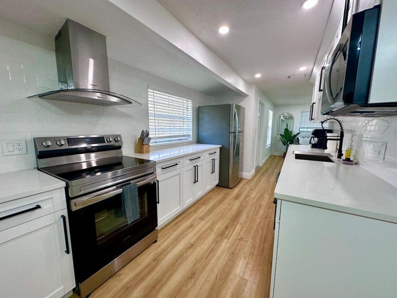 Beautiful And Relaxing 3 Bedrooms 2 Kings Beds Tampa Extérieur photo